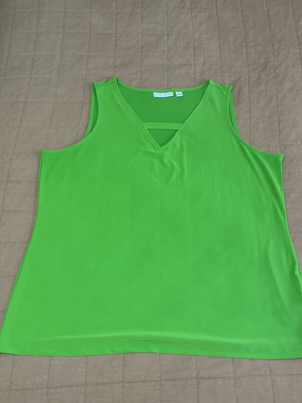 Susan Graver Bright Green V-Neck Sleeveless Tank